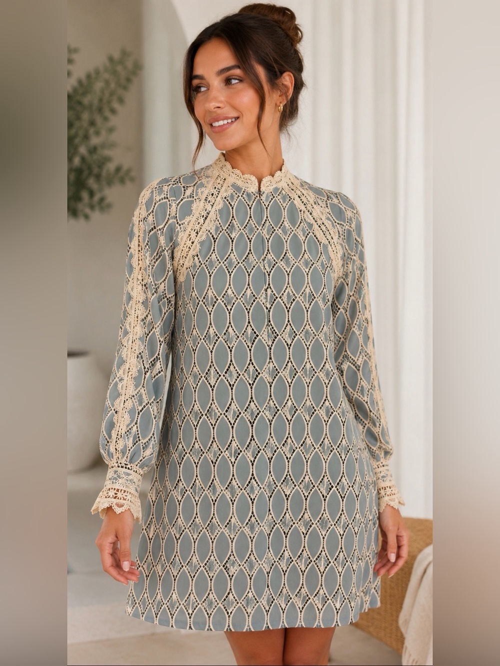 Vintage Sophi Marand women’s Crochet Lace  Dress + A LITTLE GIFT 🎁